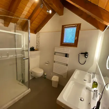 Holiday home Vrijstaand In Het Met Ruim Terras En 6 Slaapkamers *